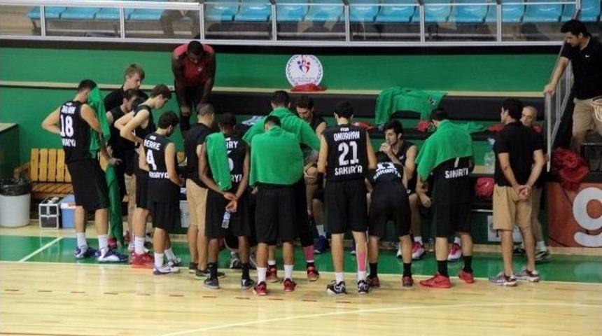 Sakarya B&uuml;y&uuml;kşehir Basket Takımı Mağlup Oldu