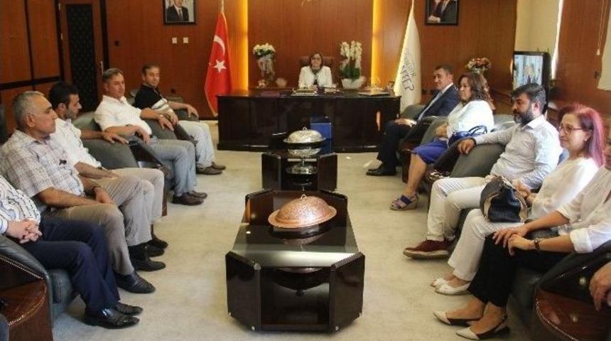 Fatma Şahin&rsquo;e Teşekk&uuml;r Ziyareti