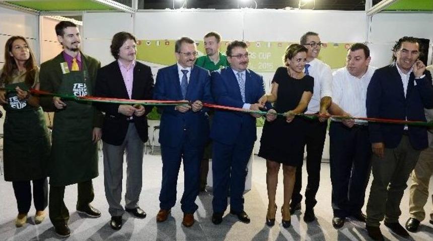 D&uuml;nya &Ccedil;ay Şampiyonasının İlki İstanbul&rsquo;da Başladı