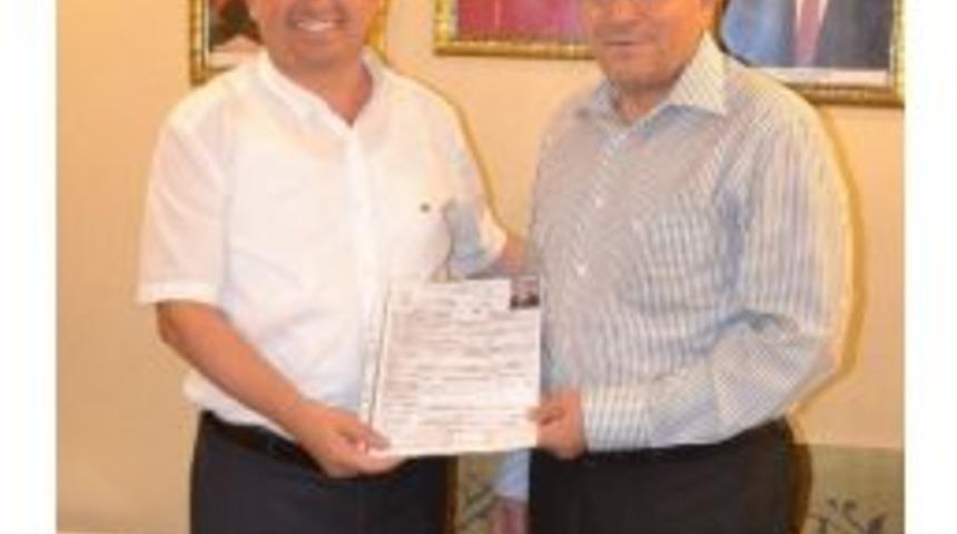 Suat &Ouml;zsoy Ak Parti&rsquo;den Milletvekili Aday Adaylığı İ&ccedil;in Başvuruda Bulundu