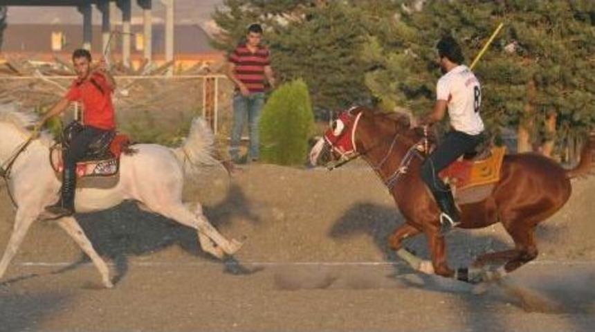 Cirit G&ouml;sterileri Nefes Kesti