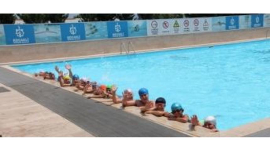 Havuzlar Eyl&uuml;l Sonuna Kadar A&ccedil;ık