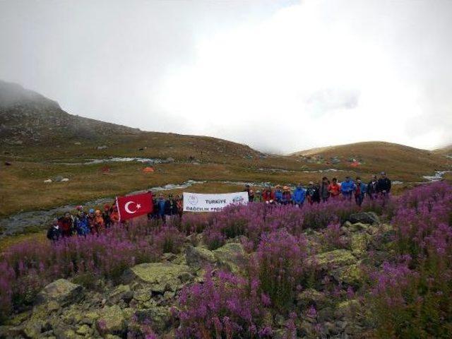 Ka&ccedil;kar ın Zirvesine Zafer Haftası Tırmanışı 2