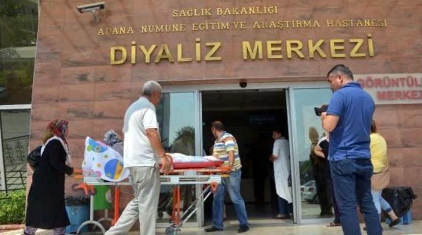 Asans&ouml;rler Kapatıldı, Diyaliz Hastaları &Ccedil;arşafla Taşınıyor
