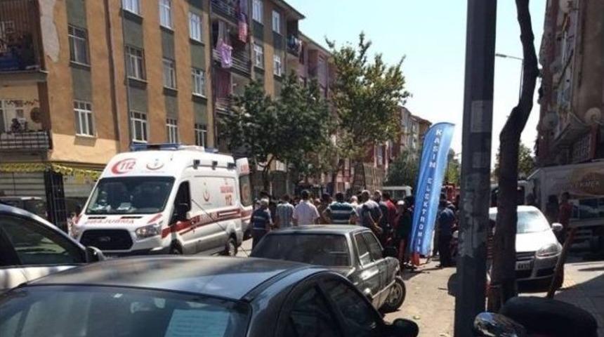 Geri Geri Giderken Anne Ve Kızını Ezdi