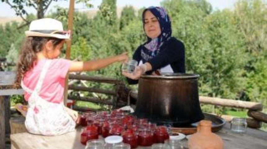 Altınk&ouml;y&rsquo;de Kış Hazırlıkları Başladı