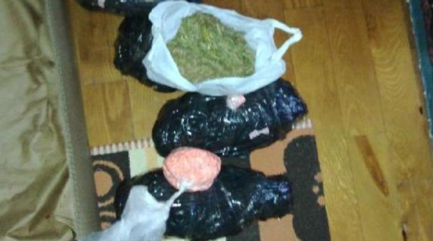 Uyuşturucu Saklamak I&ccedil;in Villa Kiralamışlar