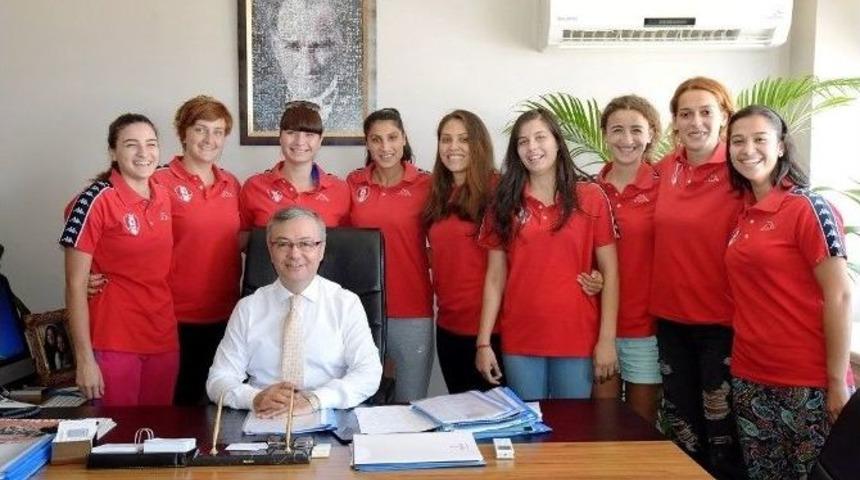 Anakent Spor&rsquo;dan İmza Şov