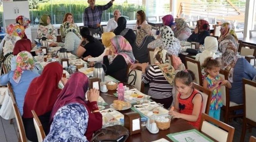 Ak Parti Erenler Teşkilatı Se&ccedil;im Startını Verdi