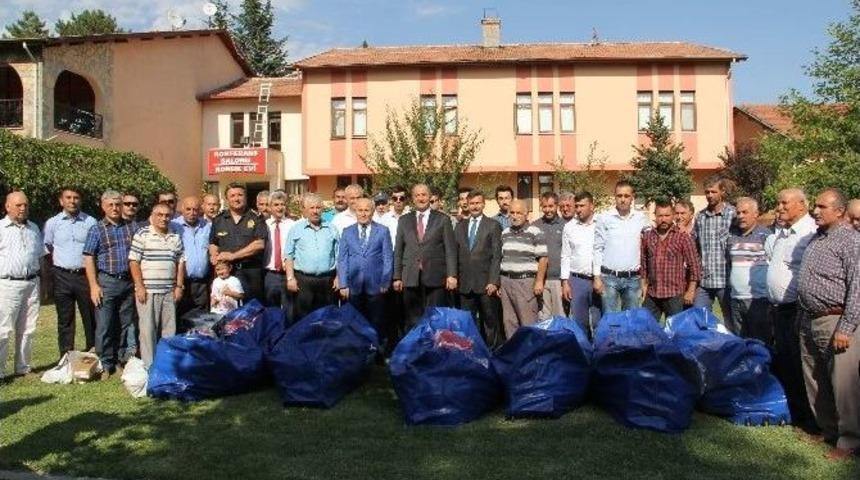 &Ccedil;orum&rsquo;da Amat&ouml;r Kul&uuml;plere Malzeme Yardımı