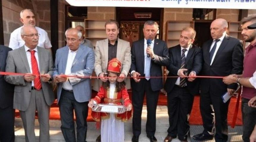 K&uuml;tahya Valisi Şerif Yılmaz: 12 Yılda 54 Vakıf Eseri Ayağa Kaldırıldı