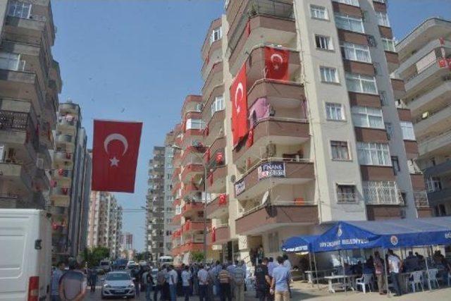 Şehit Polis Oğlunu Doğduktan 10 Gün Sonra Görmüş