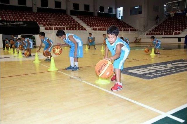 Aliağa Kış Spor Okulları Kayıtları Başlıyor