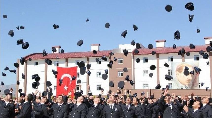 Erzincan Pomem&rsquo;de Mezuniyet Heyecanı