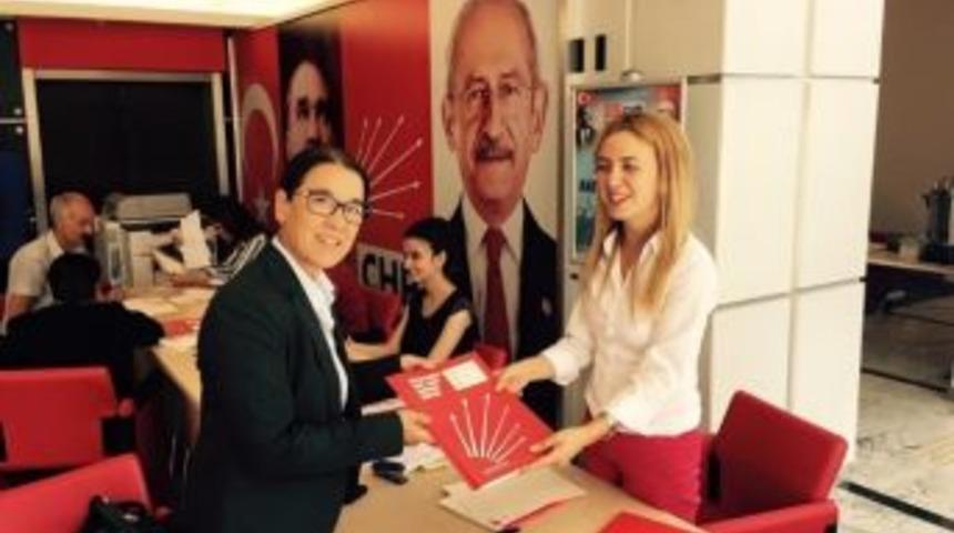 Chp&rsquo;li Nurg&uuml;l U&ccedil;ar Adaylık Başvurusunu Yaptı