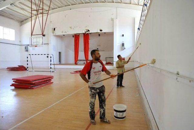 Büyükşehir’den Gaziantep Eğitimine Destek