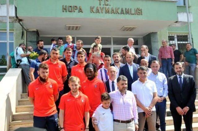 Trabzonspor'dan Hopa'ya Moral Ziyareti