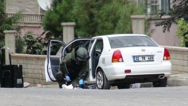 Mardin'de Şüpheli Otomobil Polisi Alarma Geçirdi