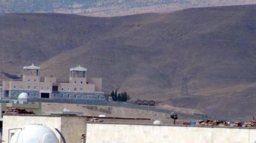 Sokağa &Ccedil;ıkma Yasağı Uygulanan Cizre'de B&uuml;y&uuml;k Operasyon (2)
