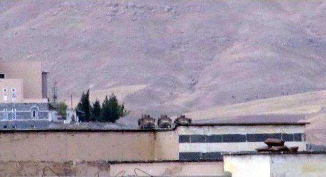 Sokağa &Ccedil;ıkma Yasağı Uygulanan Cizre de B&uuml;y&uuml;k Operasyon (2) 1