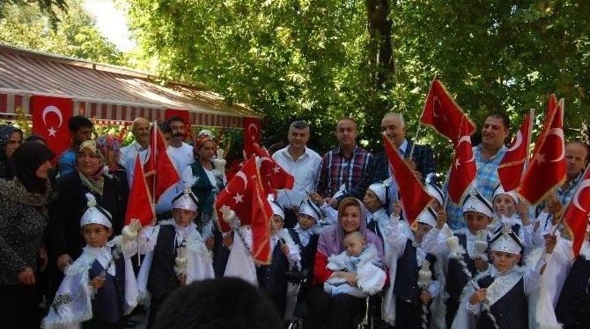 Orhaneli Kurtuluşunu Kutluyor