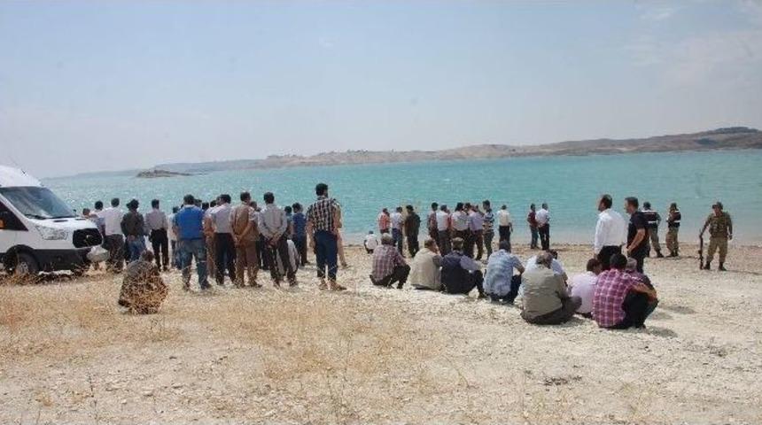 2 G&uuml;nd&uuml;r Kayıp Olan İş Adamı Barajda &Ouml;l&uuml; Bulundu