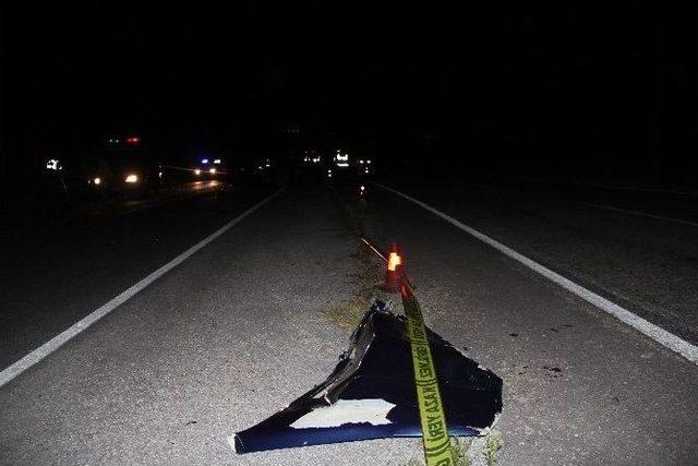 D&uuml;ğ&uuml;n Konvoyunda Kaza: 2 &Ouml;l&uuml;, 9 Yaralı 1