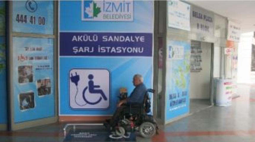 Engelliler, Şarj İstasyonundan &Ccedil;ok Memnun