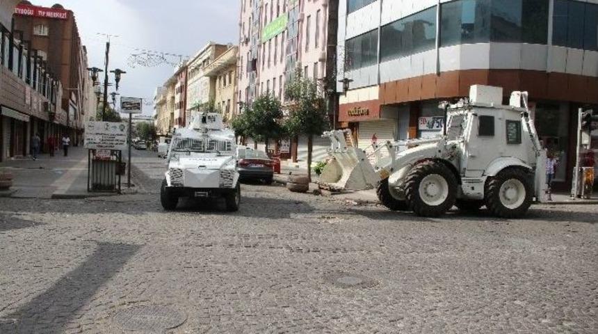 Diyarbakır&rsquo;da Sokağa &Ccedil;ıkma Yasağı İlan Edildi