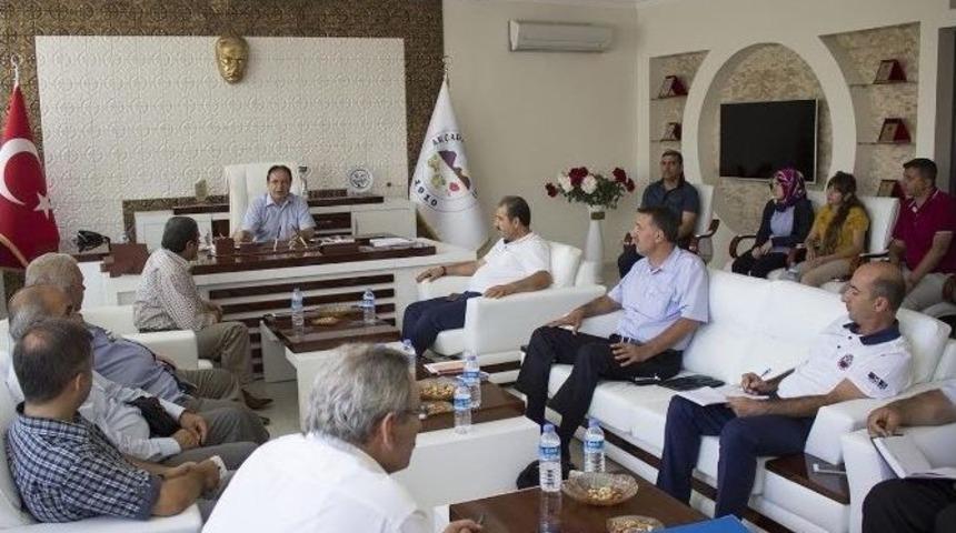 Ak&ccedil;adağ&rsquo;a İnceleme Ve İstişare Gezisi