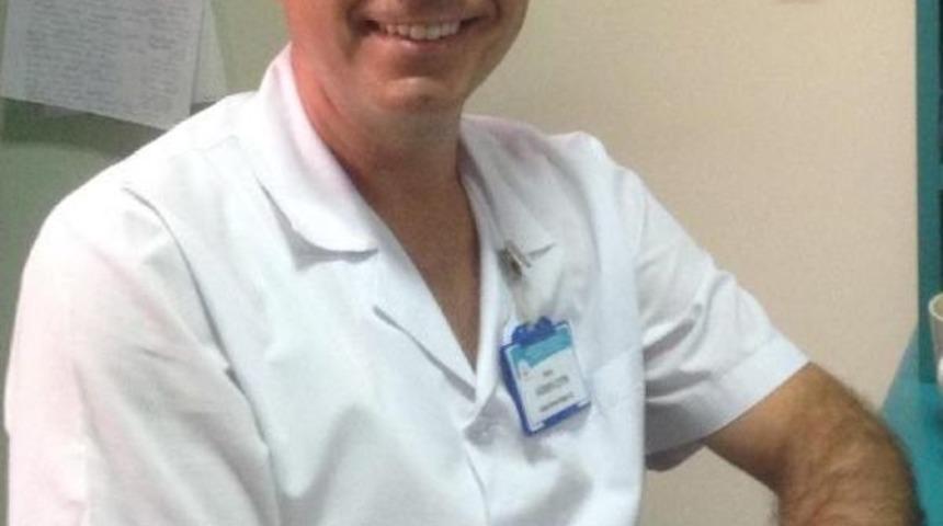 Boğazına Yapışan Sülük Çıkartıldı