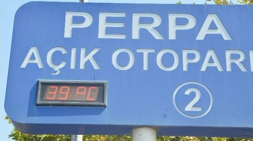 İstanbul’da Termometreler 39 Dereceyi Gösterdi