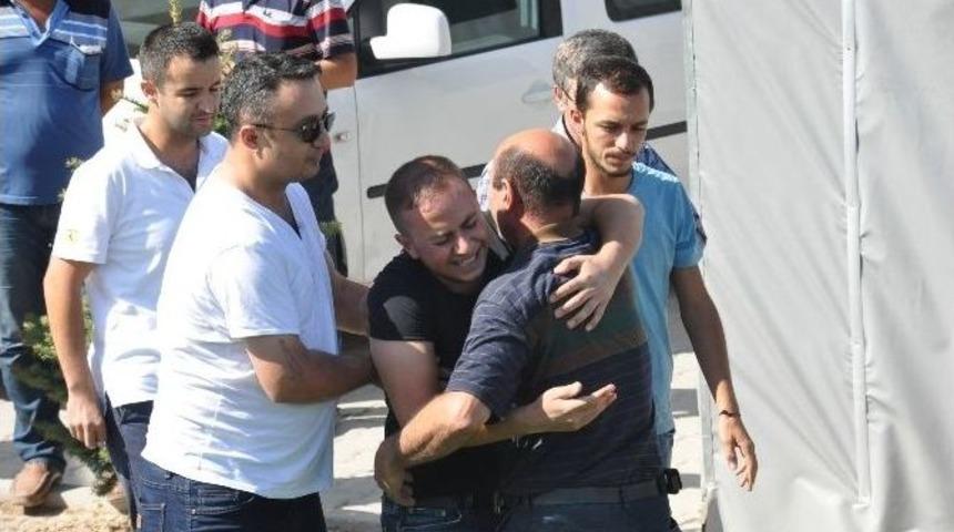 Şehidin Babası Ve Kardeşinin G&ouml;z Yaşartan Anı