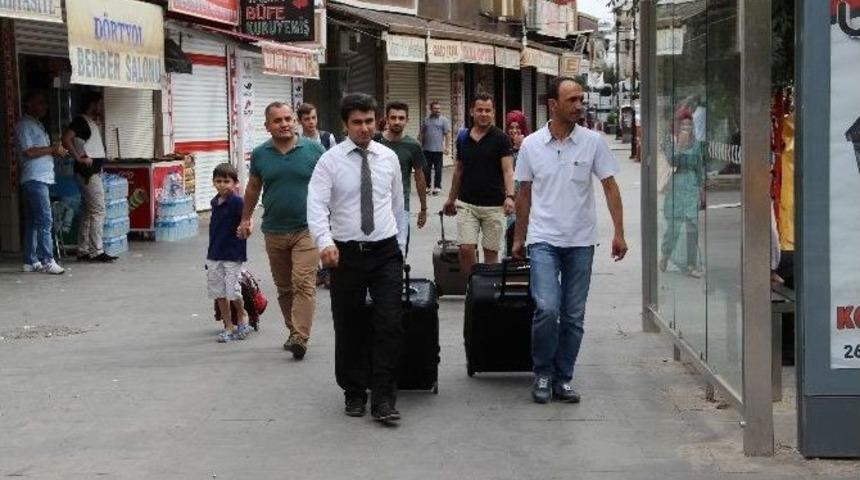 Turistler Operasyon B&ouml;lgesindeki Otelleri Boşalttı