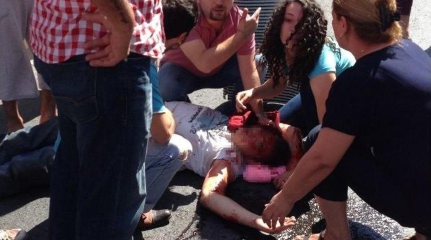 Yolun Karşısına Ge&ccedil;meye &Ccedil;alışırken Otomobil &Ccedil;arptı