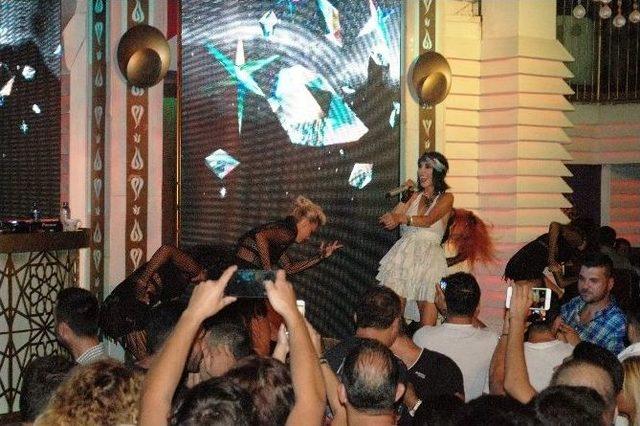 Bodrum’da Hande Yener İzdihamı