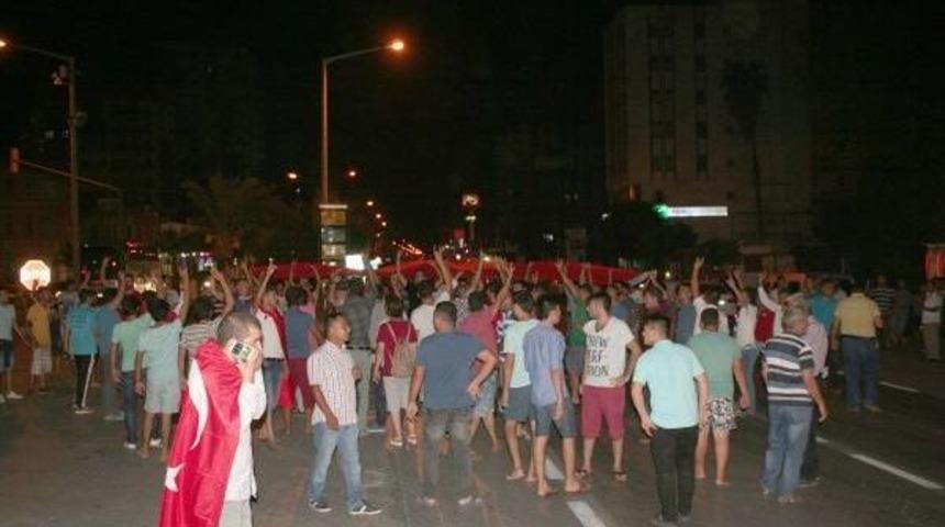 Erdemli'de Ter&ouml;r Saldırısı Protesto Edildi