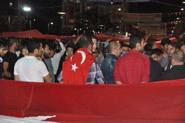 Sivas&rsquo;ta Alperenler Ve &Uuml;lk&uuml;c&uuml;ler Ter&ouml;re Tepki G&ouml;sterdi 2