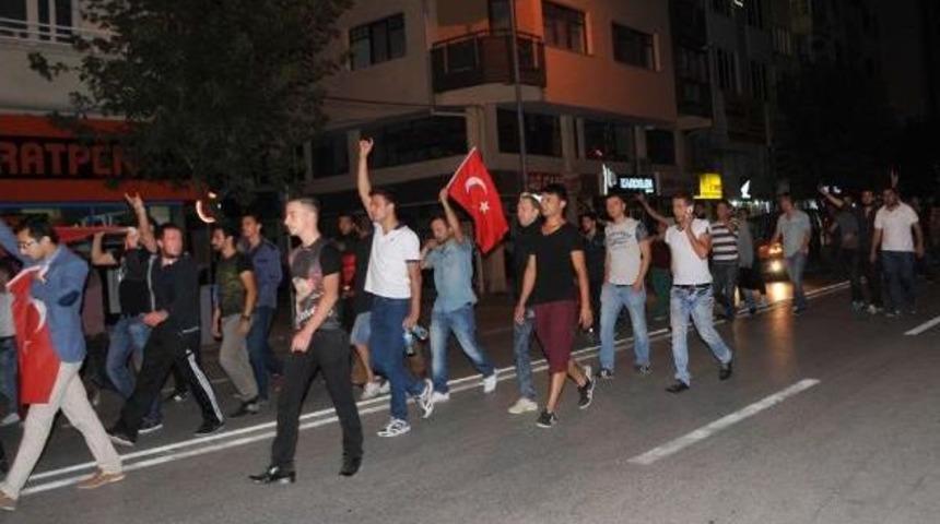 Eskişehir'de 500 Ara&ccedil;lık Konvoyla Ter&ouml;r Lanetlendi (2)