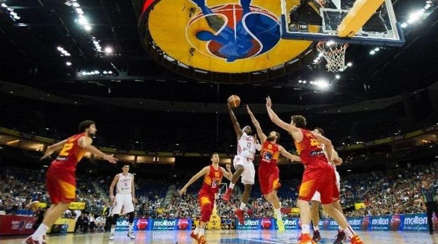 12 Dev Adam, Almanya Karşısında