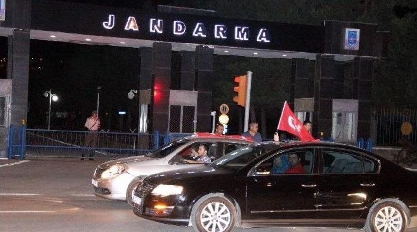 Talas&rsquo;ta Şehitlere Lanet Yağdı