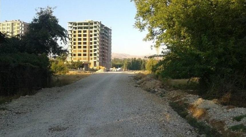 Ve Bir Yeşil Alan Daha Betonlaştırılacak