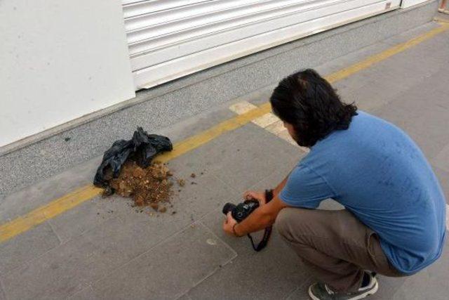 Şüpheli Poşetten Bir Avuç Toprak Çıktı