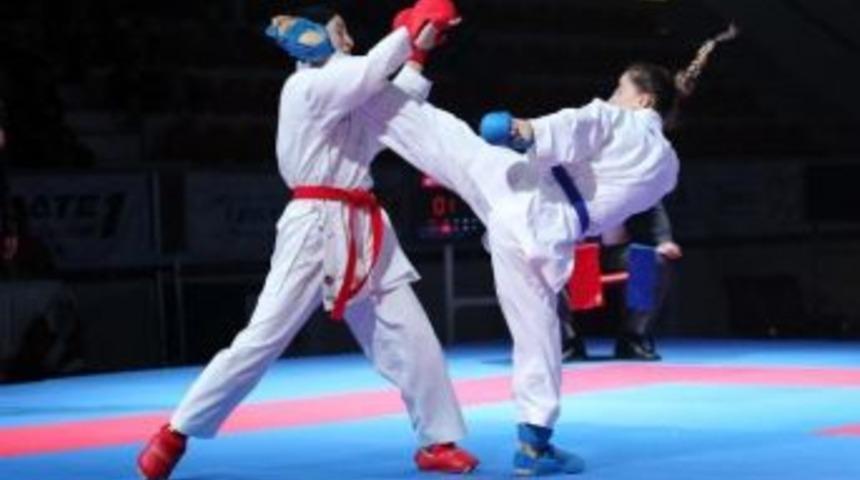 Kağıtspor&rsquo;lu Kareteci Bahar Erşeker İkinci Oldu