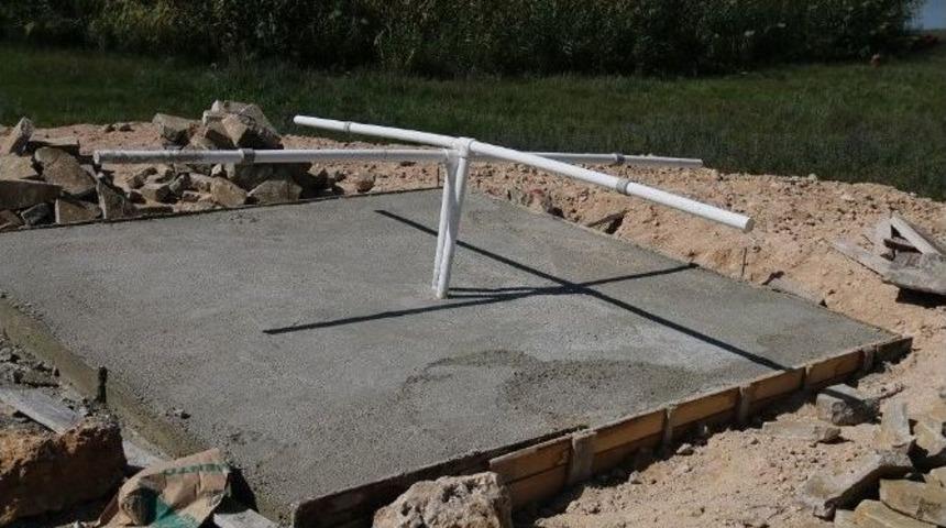 Ermeni Asıllı Ressamın İsminin Verildiği &Ccedil;eşme Yeniden Yapılıyor