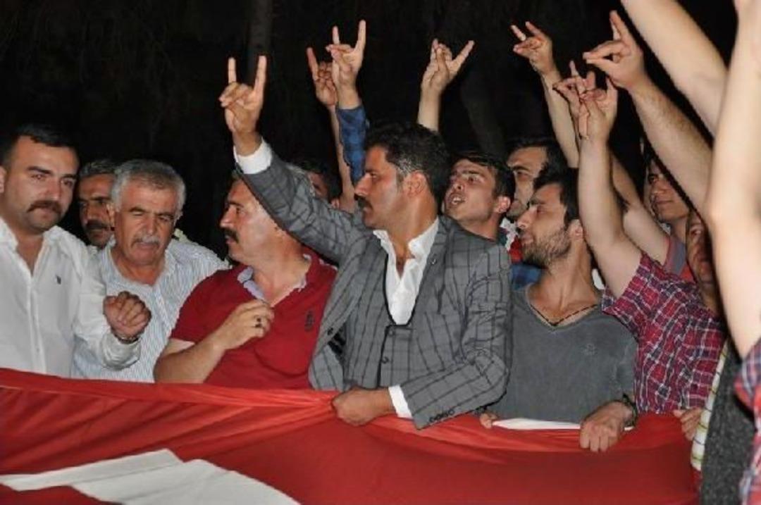 &Ccedil;orum'da Ter&ouml;re Tepki Y&uuml;r&uuml;y&uuml;ş&uuml;