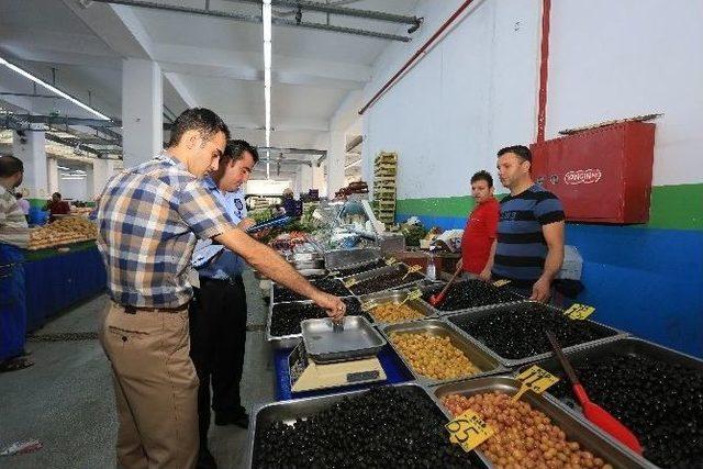 Sultangazi’de Ölçü Ve Tartı Aletleri Denetimi