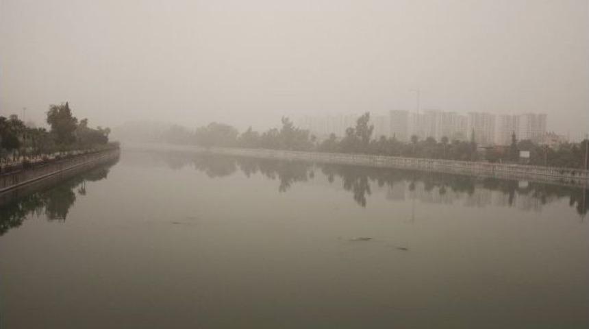 Adana Toz Duman Oldu