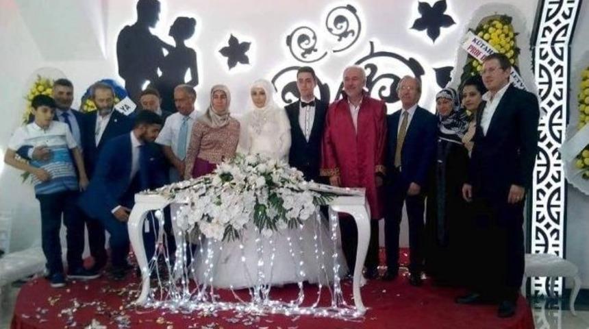 G&uuml;nay Ve Erdem Ailelerinin Mutlu G&uuml;n&uuml;