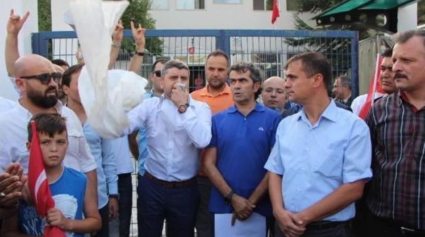 G&ouml;n&uuml;ll&uuml; Asker Olmak Dilek&ccedil;e Verdiler